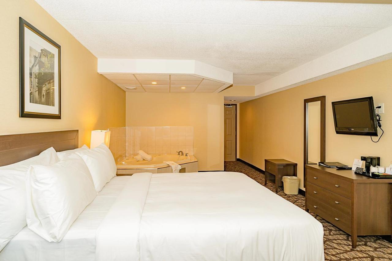 Days Inn By Wyndham Niagara Falls Lundys Lane Extérieur photo