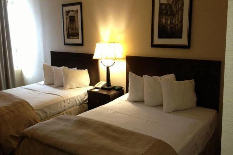 Days Inn By Wyndham Niagara Falls Lundys Lane Extérieur photo